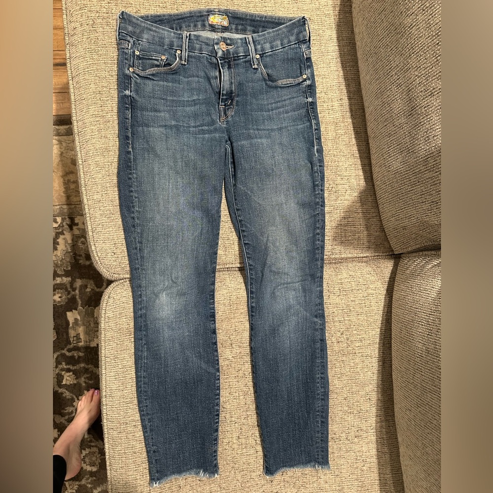 MOTHER the looker fray ankle jean size 27 GUC